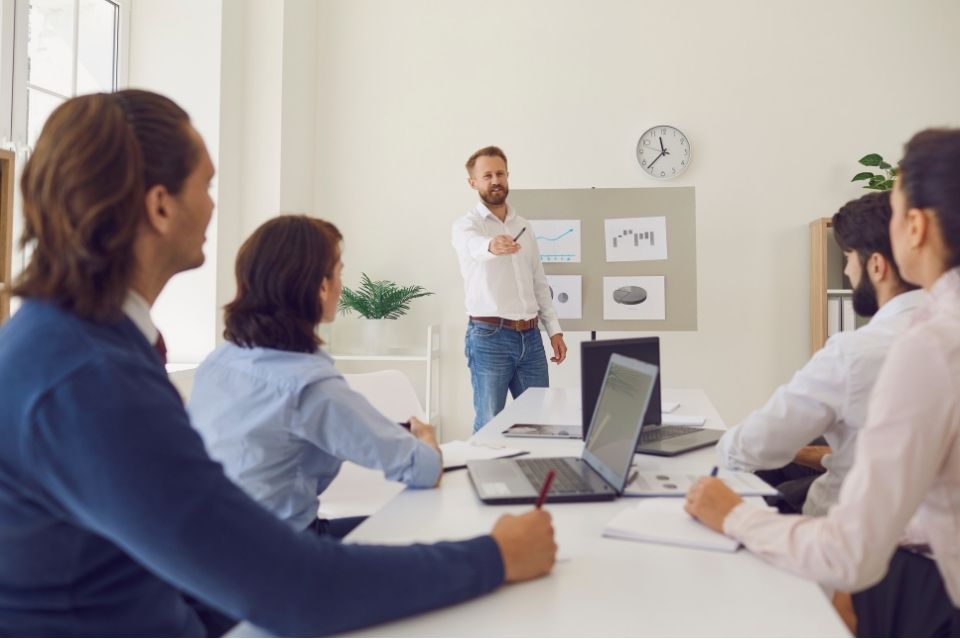 Formación para equipos financieros